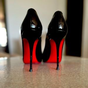Christian Louboutin Patent Leather Black Pumps Size 40.5
